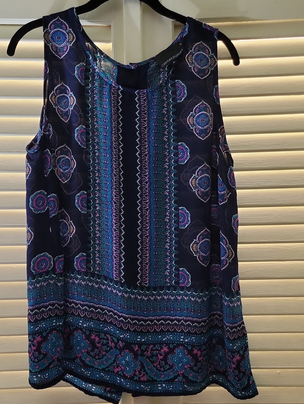 Sleeveless Navy Blue Patterned Women's Top